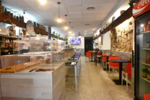Local comercial en Plaça de la Llibertat
