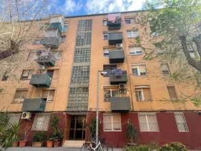 Piso en calle Tessalia