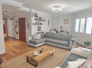 Casa pareada en calle del Párroco Pérez Olivares, 6