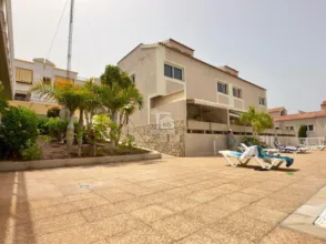Chalet en calle de la Laja, 20