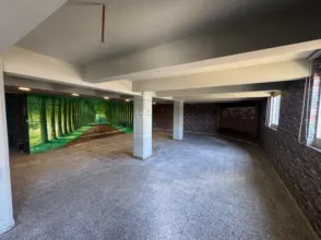Local comercial en Avenida Bella