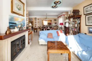 Casa pareada en calle C. Granada, 37