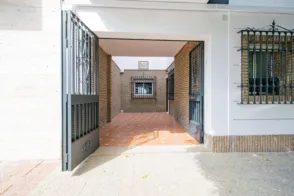 Casa en calle de Melchor Gallegos