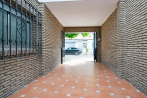 Casa en calle de Melchor Gallegos