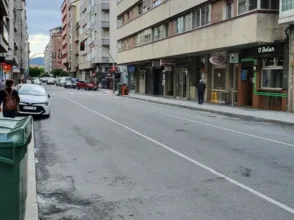 Local comercial en Avenida de Buenos Aires, 64