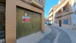 Local comercial en calle de Santa Cecilia, 5