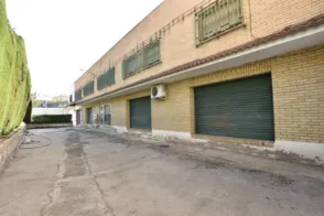 Nave industrial en Parque Lagos