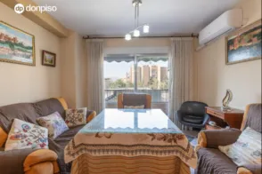 Piso en calle Palencia, 23