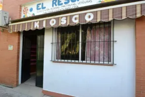 Local comercial a calle Diamantino García Acosta, 3