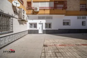 Piso en calle Doña Rosita