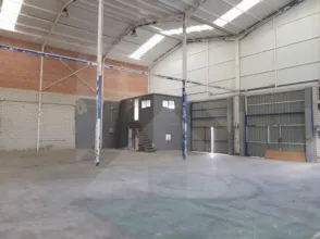 Nave industrial en Poligono Valmor