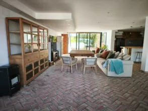 Casa adosada en Avenida del Brezo