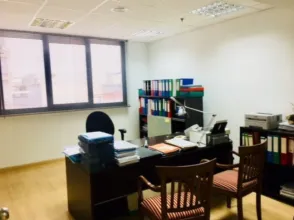 Office in La Indiotería Urbano
