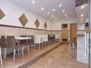 Local comercial en calle de Pachín de Melás