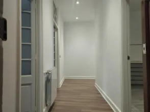 Piso en calle de Asturias, 16