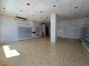 Local comercial en calle del Estadio