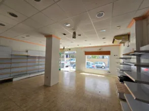 Local comercial en calle del Estadio