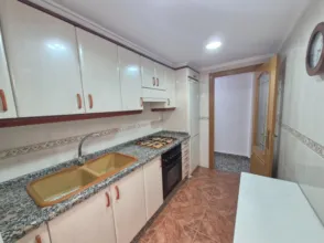 Piso en Los Juzgados