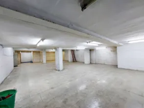 Local comercial en calle de la Virgen del Carmen