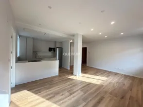 Piso en calle Paulino Mendivil