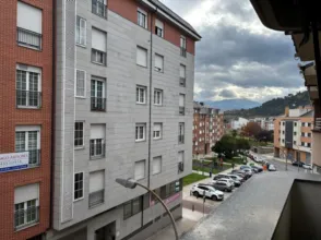 Piso en Travesía de los Reyes Católicos