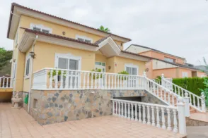 Chalet en Carretera de la Fuensanta, 300