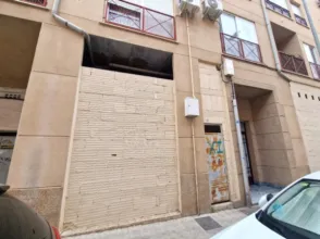 Local comercial en Avenida del Obispo Laso