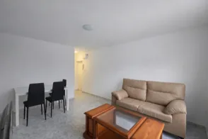 Piso en calle Ines de Suarez