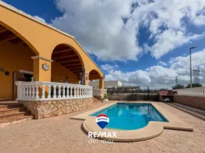Chalet en Carrer del Mestre Mateu Obrador
