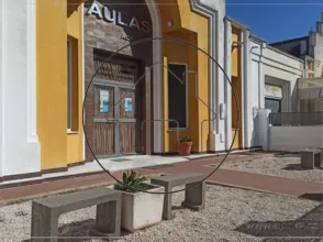 Local comercial en calle del Abeto