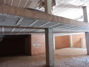 Local comercial en Barrio de Lourdes