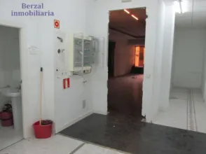 Local comercial en calle de los Doctores Castroviejo