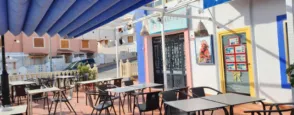 Local comercial en Avenida de Cabo Cope, 1