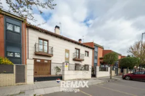 Chalet en calle Comunidad de Cantabria