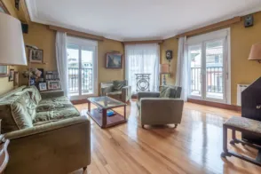 Piso en calle de Tomás Gros