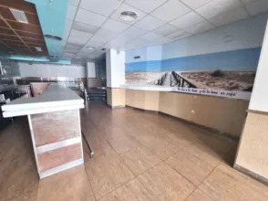 Local comercial en Arroyo del Moro