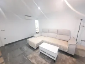 Piso en Avenida Santos Patronos