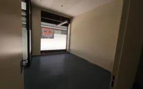 Local comercial en calle de Florentino Cuevillas, 9