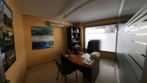 Local comercial en calle de Juan XXIII, 3