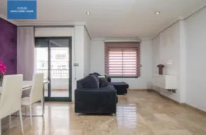 Piso en Universidad - Ciudad Deportiva