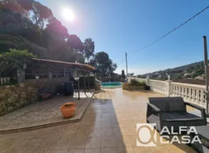 Casa en Canyelles-La Montgoda