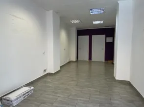 Local comercial en calle de Conchita Piquer, 7