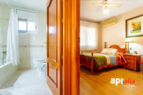 Casa en Plaza de La Pau