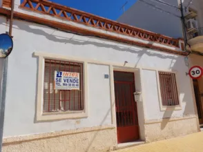 Casa en Carrer de Ramón y Cajal, 44