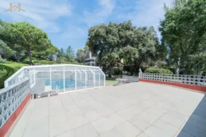 Chalet en calle Tres