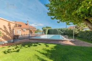 Chalet in calle de los Ruiseñores