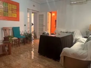Casa en calle de Vicente Barrantes