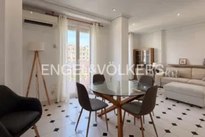 Piso en Avinguda del Regne de València