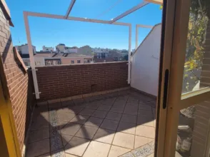 Dúplex en calle Fernando Sánchez Sampedro