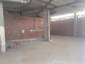 Local comercial en Avenida Carlos de Haya, 30